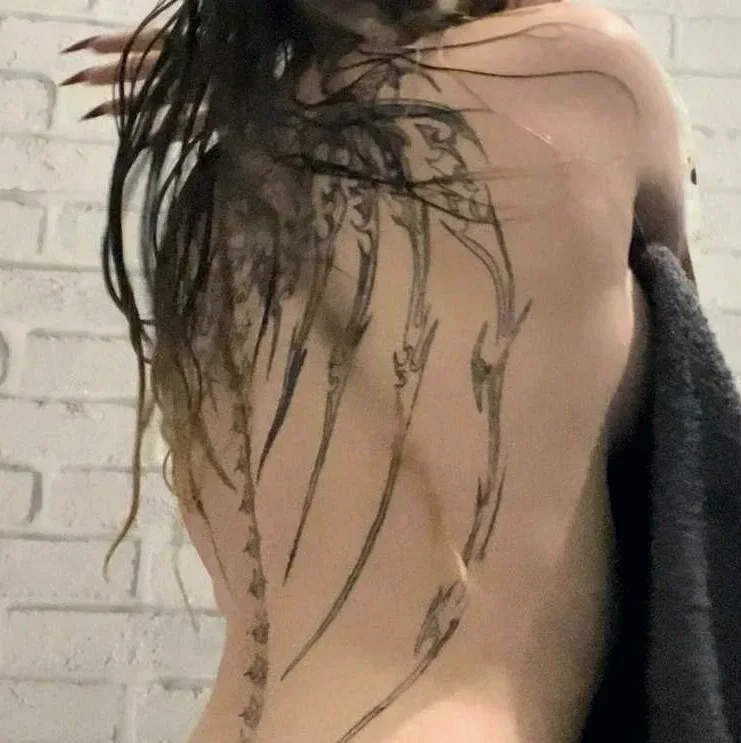 Fay, 21