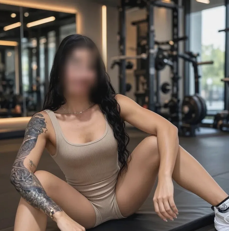 Femke, 22