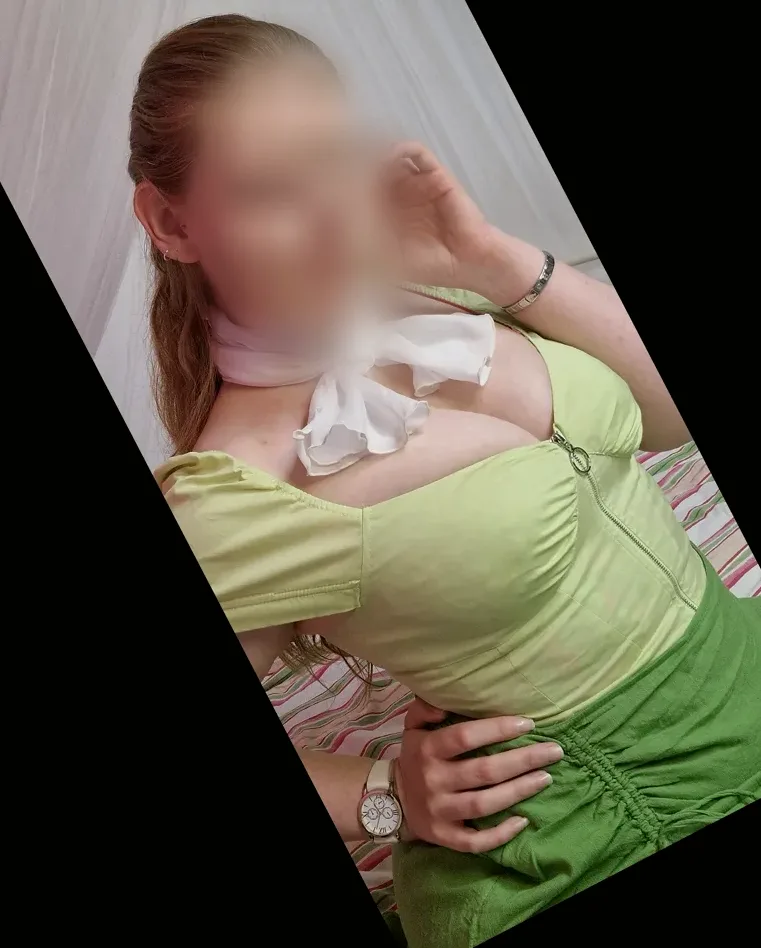 Lauren, 20