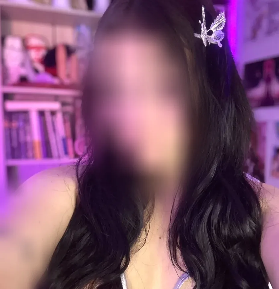 Meryem, 26