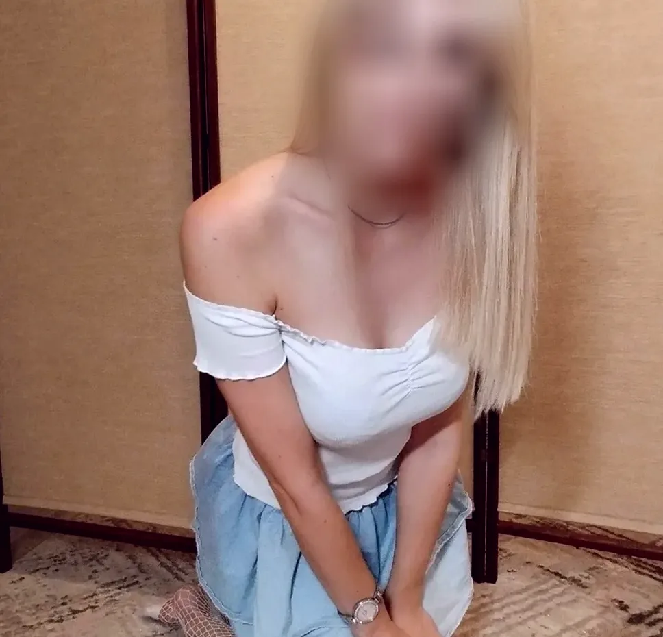 Sabine, 26