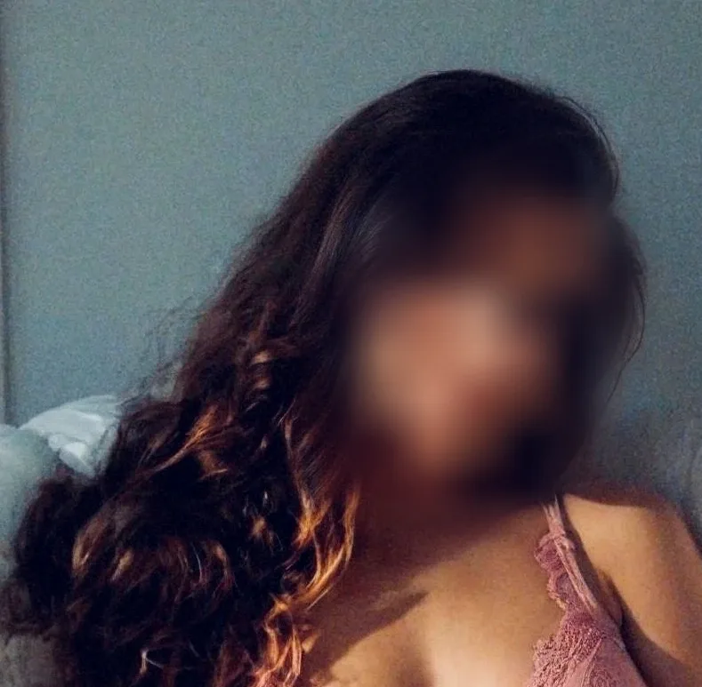 Wendy, 25
